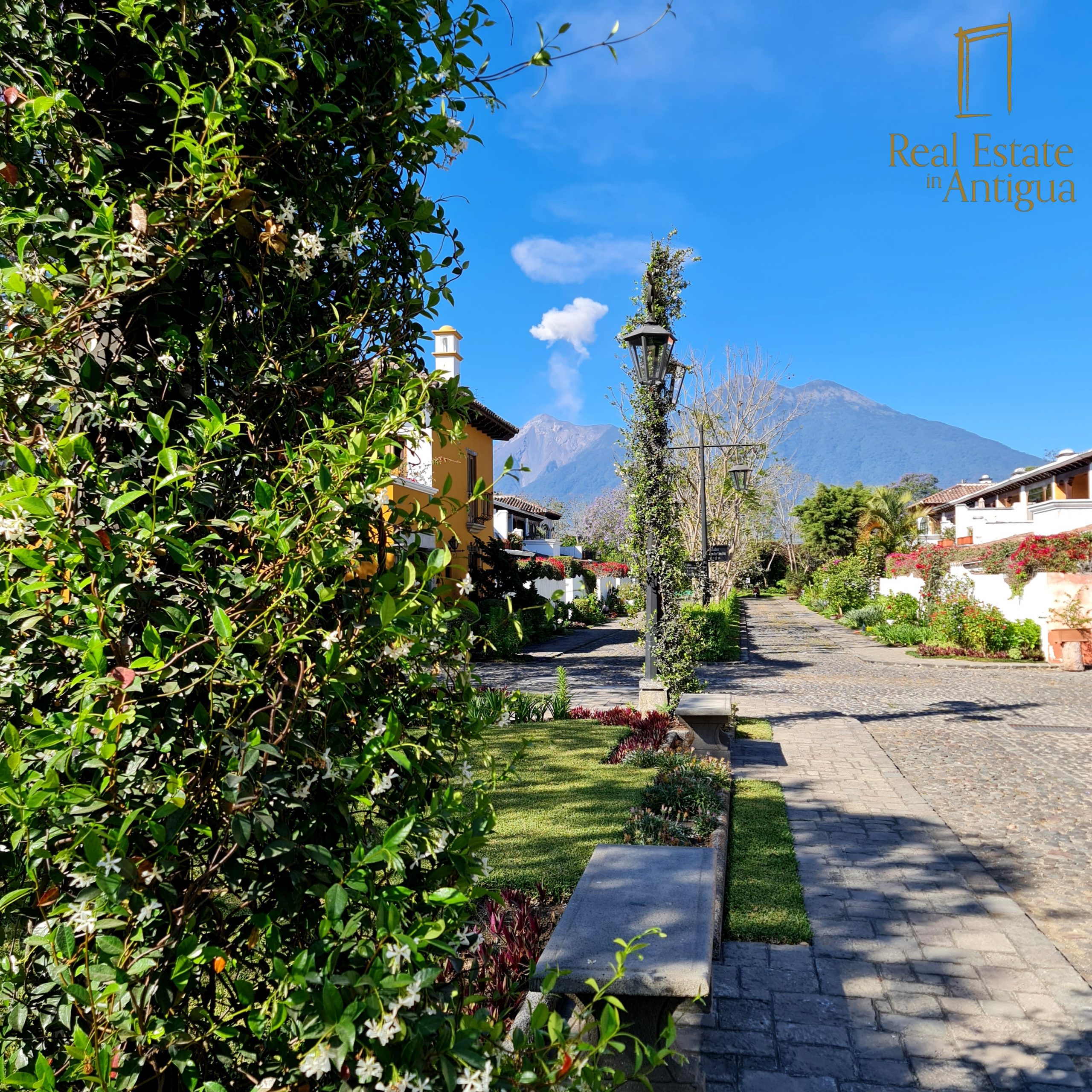 H535 $740,000 BEAUTIFUL HOUSE FOR SALE ONLY 7 MIN FROM LA ANTIGUA GUATEMALA